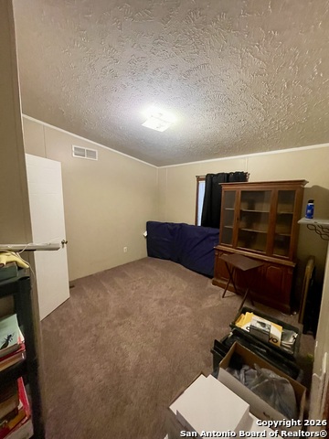 Listing photo id 15 for 1635 Terrell