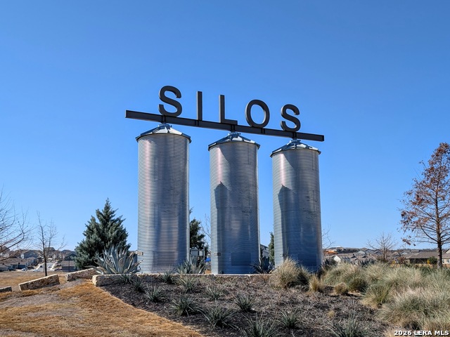 Image 39 of 42 For 6827 Pail Pl