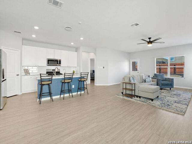 Image 8 of 42 For 6827 Pail Pl