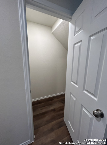 Image 13 of 37 For 13723 Redtail Landing