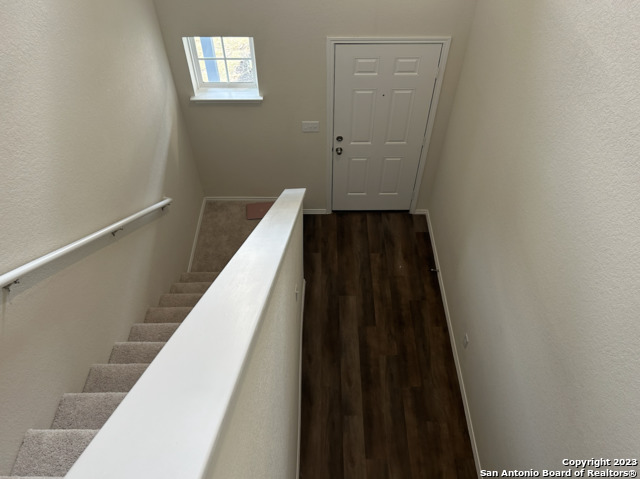 Image 19 of 37 For 13723 Redtail Landing