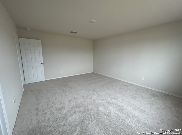 Image 22 of 37 For 13723 Redtail Landing