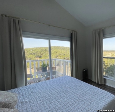 Image 11 of 13 For 272 Plum Cove