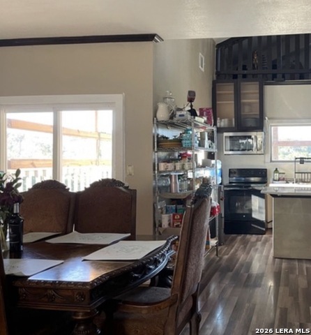 Image 4 of 13 For 272 Plum Cove