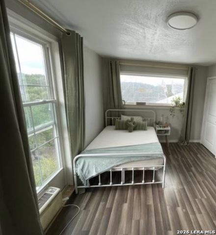 Image 6 of 13 For 272 Plum Cove