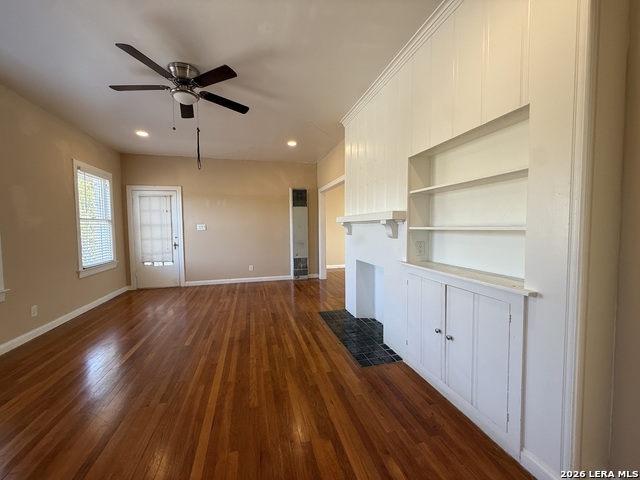 Image 4 of 15 For 530 Gramercy W