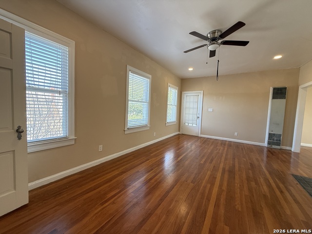 Image 5 of 15 For 530 Gramercy W