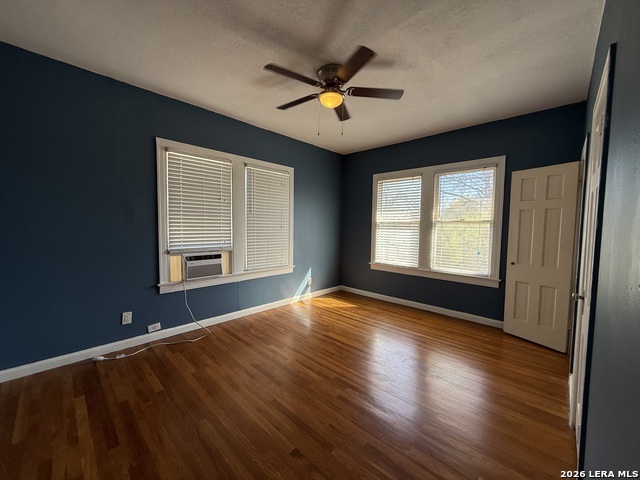 Image 9 of 15 For 530 Gramercy W