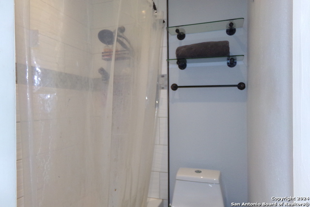 Image 16 of 30 For 4212 Medical  208