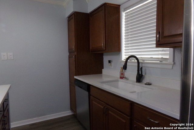 Image 7 of 30 For 4212 Medical  208