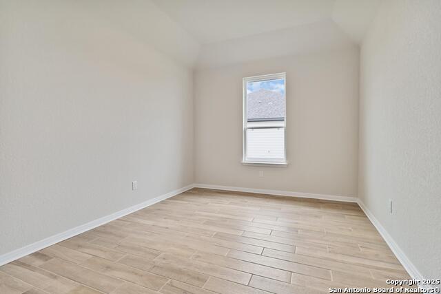 Listing photo id 18 for 21144 Prairie Rose