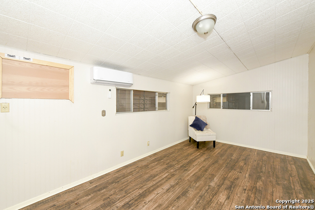 Image 26 of 52 For 222 Highview