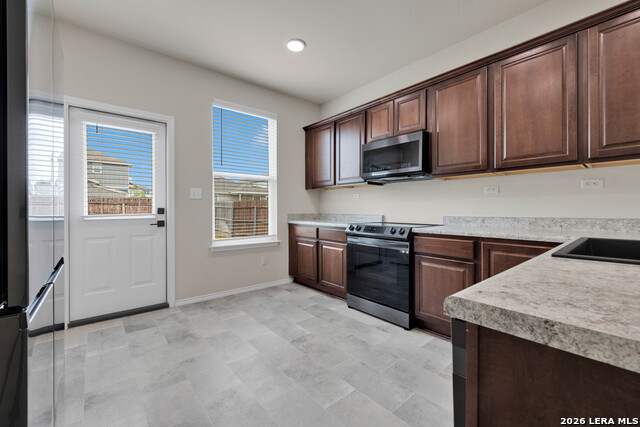 Image 7 of 22 For 849 Sweetgrass