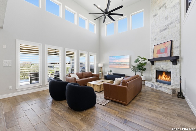 Image 23 of 72 For 1623 Blush  