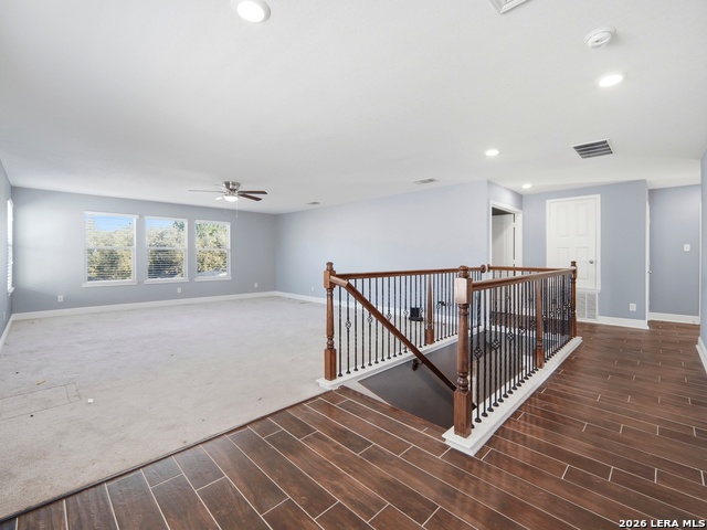 Image 15 of 39 For 4431 Oak Roset