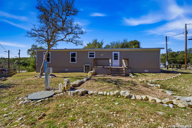 Image 22 of 30 For 733 Private Road 1507