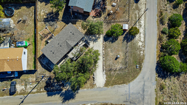 Image 4 of 30 For 733 Private Road 1507