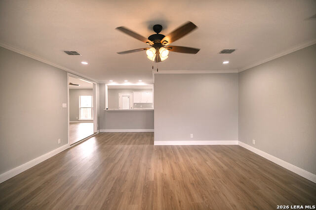 Image 10 of 29 For 5710 Green Manor