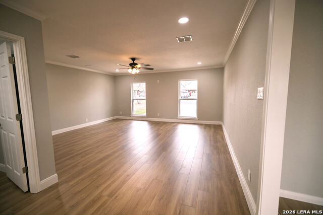 Image 11 of 29 For 5710 Green Manor