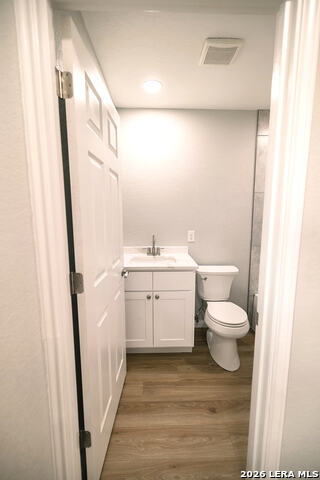 Image 25 of 29 For 5710 Green Manor