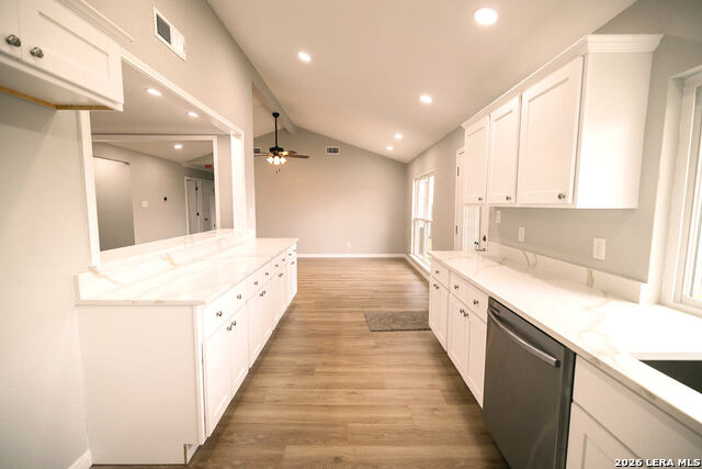 Image 7 of 29 For 5710 Green Manor