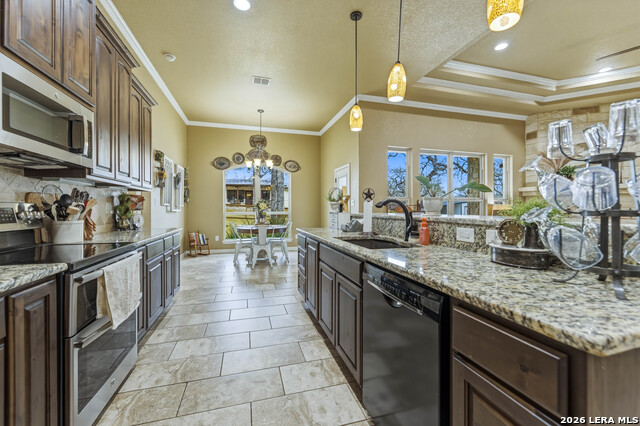 Image 16 of 46 For 203 Champions Blvd.