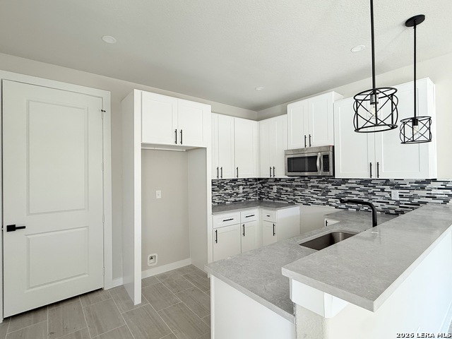 Image 14 of 32 For 810 San Eduardo Ave. S