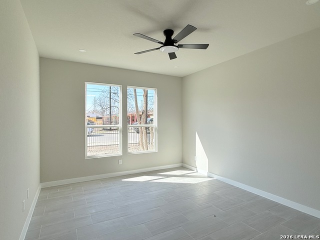 Image 18 of 32 For 810 San Eduardo Ave. S