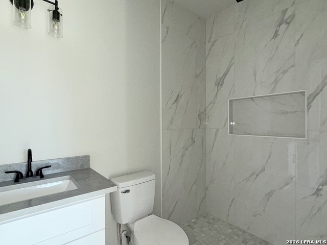 Image 23 of 32 For 810 San Eduardo Ave. S