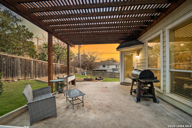 Image 32 of 44 For 8502 Sarasota Woods