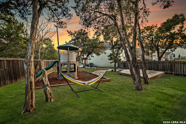 Image 39 of 44 For 8502 Sarasota Woods