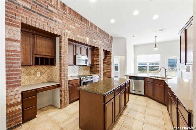 Image 24 of 50 For 13115 Five Brks