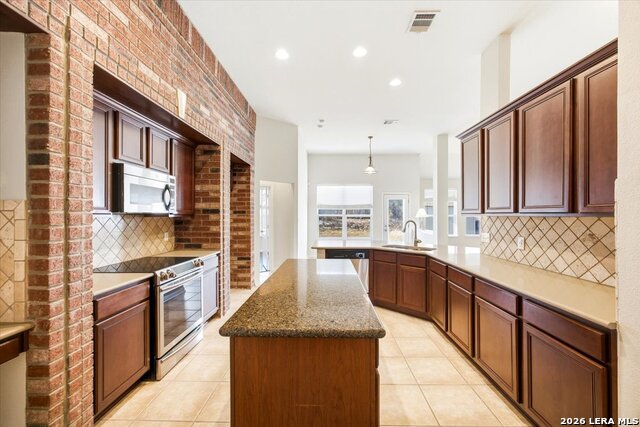 Image 27 of 50 For 13115 Five Brks