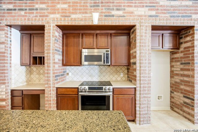 Image 29 of 50 For 13115 Five Brks