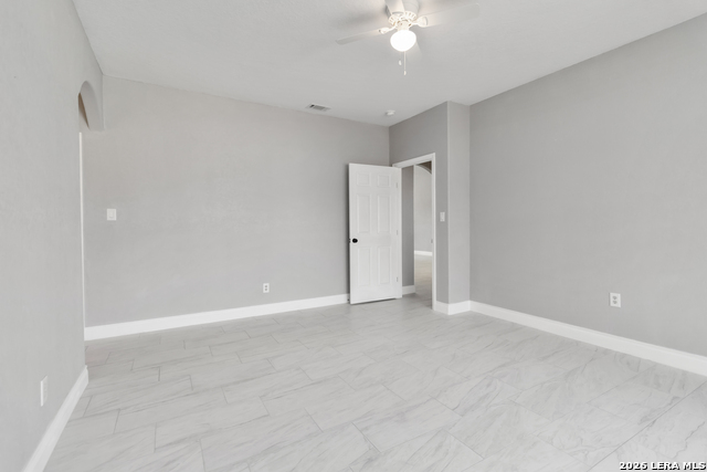 Listing photo id 17 for 3938 New Mathis