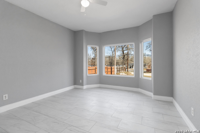 Listing photo id 26 for 3938 New Mathis