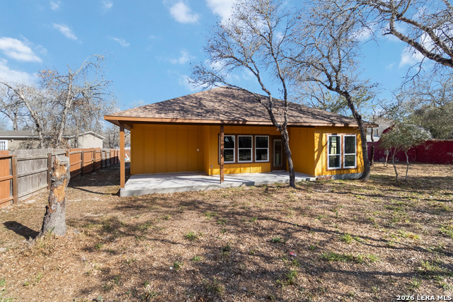 Listing photo id 31 for 3938 New Mathis