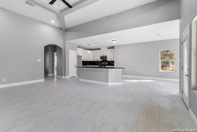 Listing photo id 5 for 3938 New Mathis