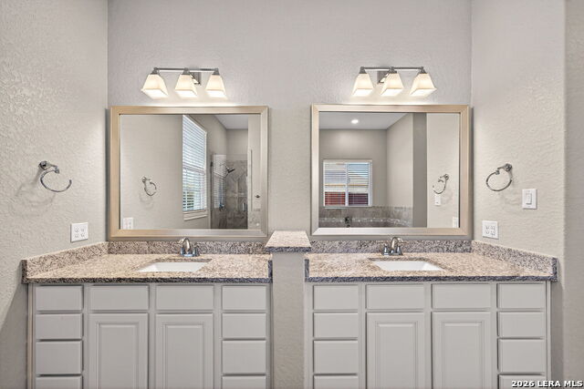 Listing photo id 26 for 588 Texas  