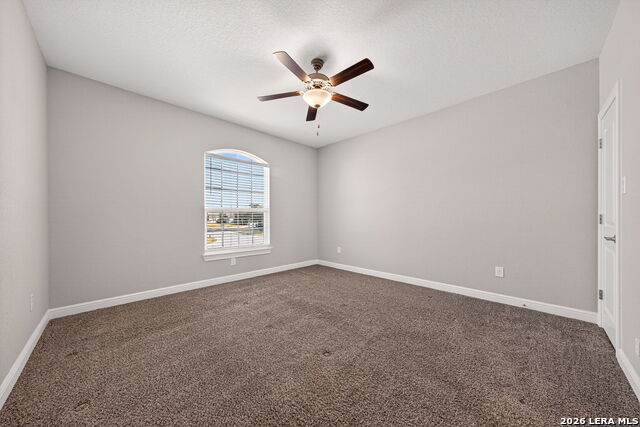Listing photo id 34 for 588 Texas  