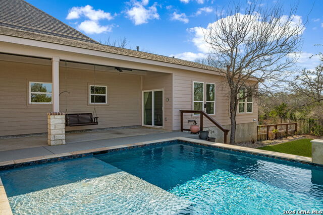 Listing photo id 49 for 588 Texas  