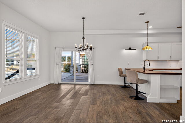 Listing photo id 54 for 588 Texas  