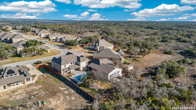 Listing photo id 75 for 588 Texas  