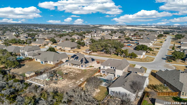 Listing photo id 77 for 588 Texas  