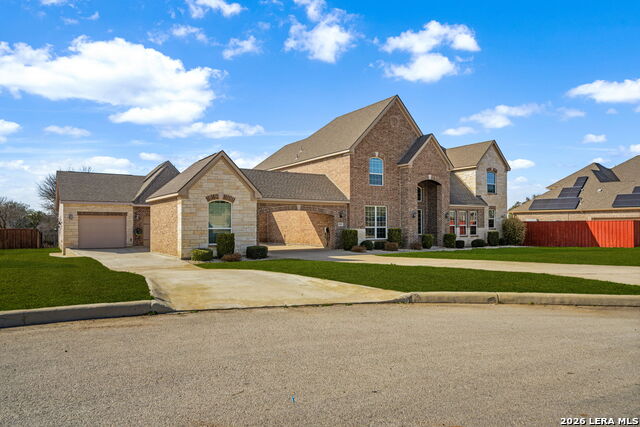 Listing photo id 78 for 588 Texas  