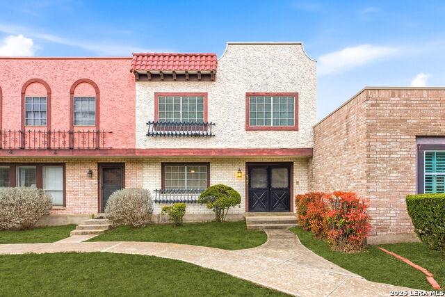 Image 2 of 48 For 6746 Crown Ridge