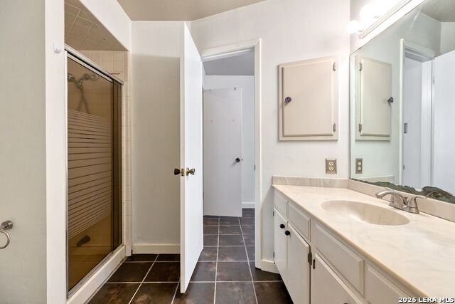 Image 25 of 48 For 6746 Crown Ridge