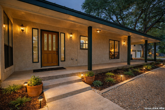 Image 2 of 34 For 1211 Alamo  