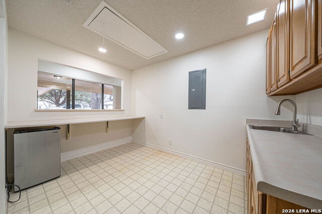 Image 8 of 34 For 1211 Alamo  