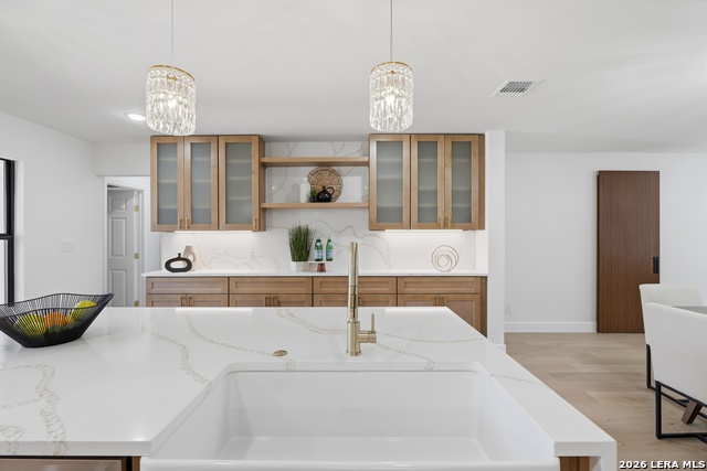 Image 11 of 30 For 319 Terra Alta E